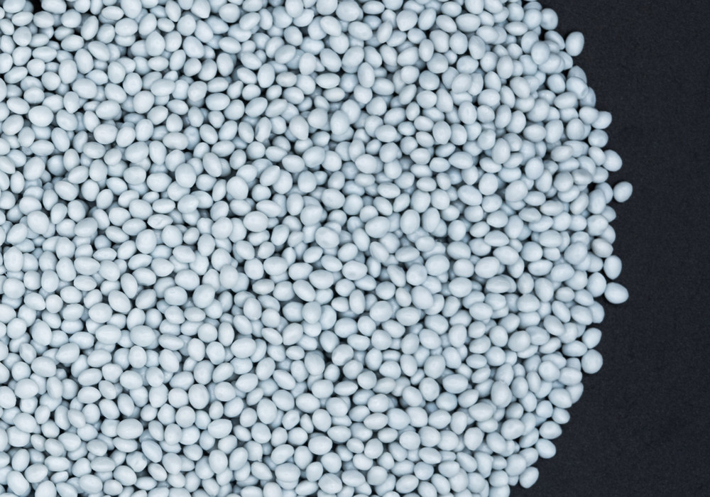 Light blue and clear rPET pellets